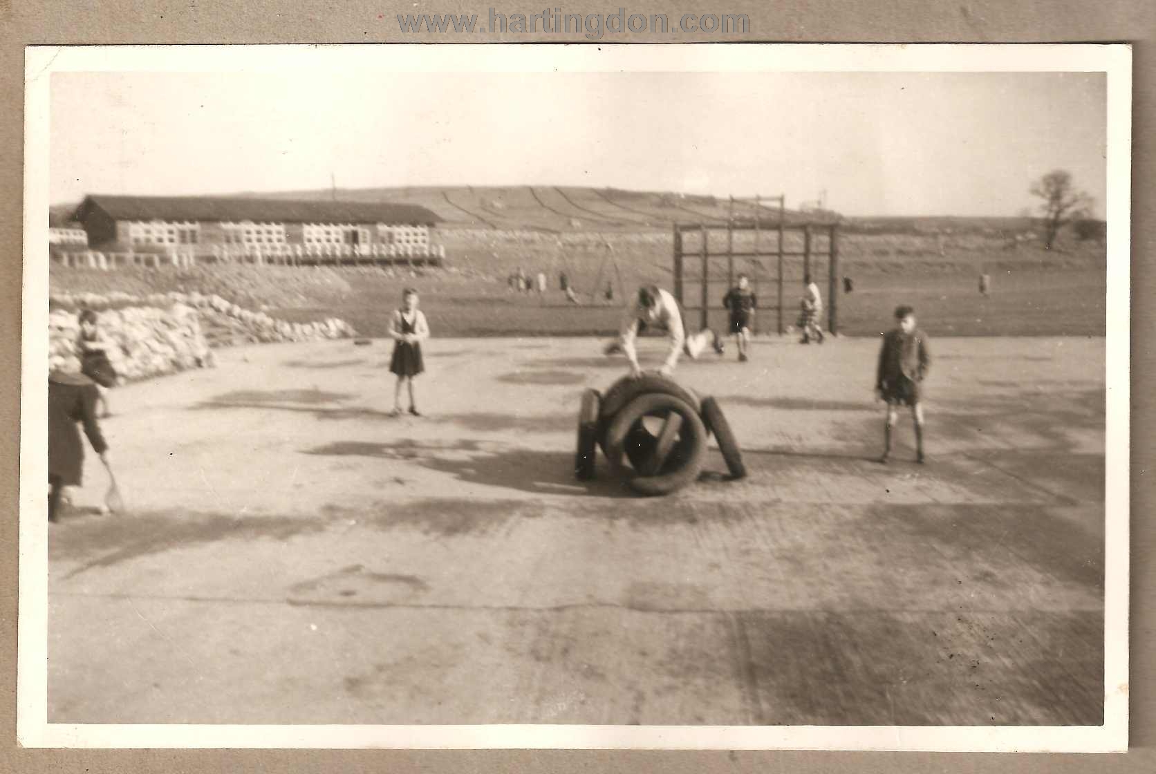 playgrou002.jpg