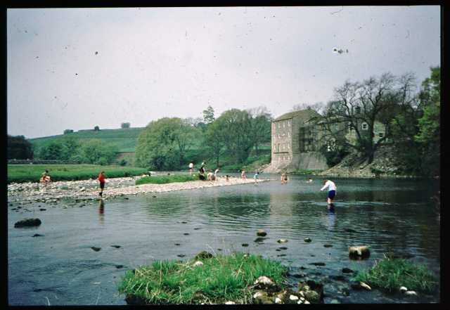 stepping2001small.jpg